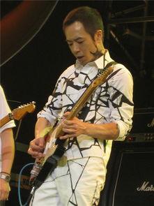 娱乐吃瓜酱黄贯中,娱乐吃瓜酱中的音乐传奇 第1张 娱乐吃瓜酱黄贯中,娱乐吃瓜酱中的音乐传奇 第1张